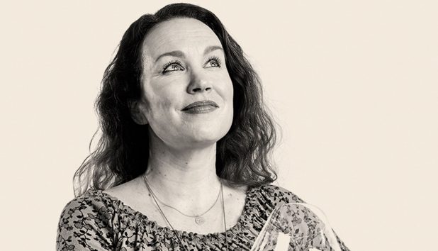 Sanna Pöyry, tammitettu samppanja
