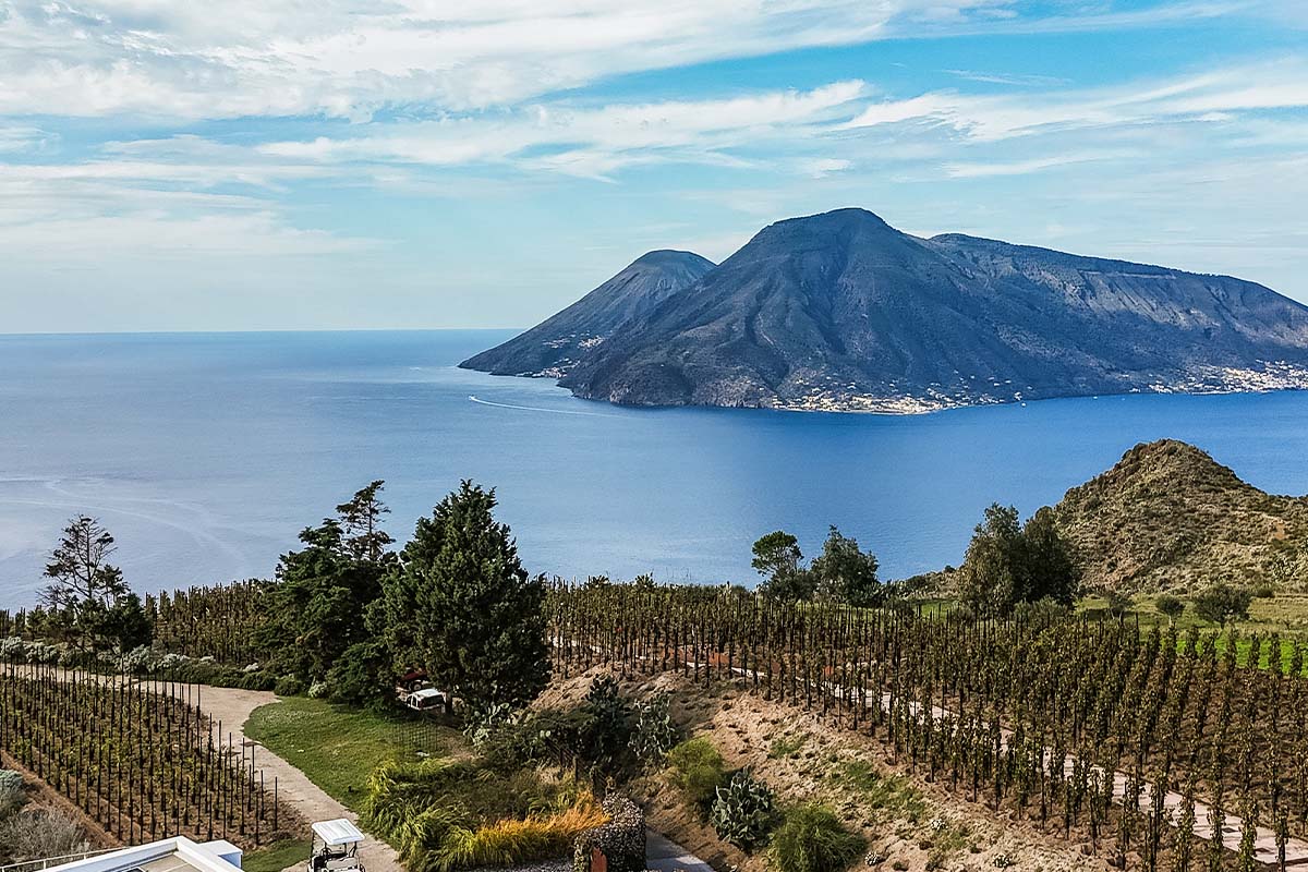 Liparisaarten maisemaa